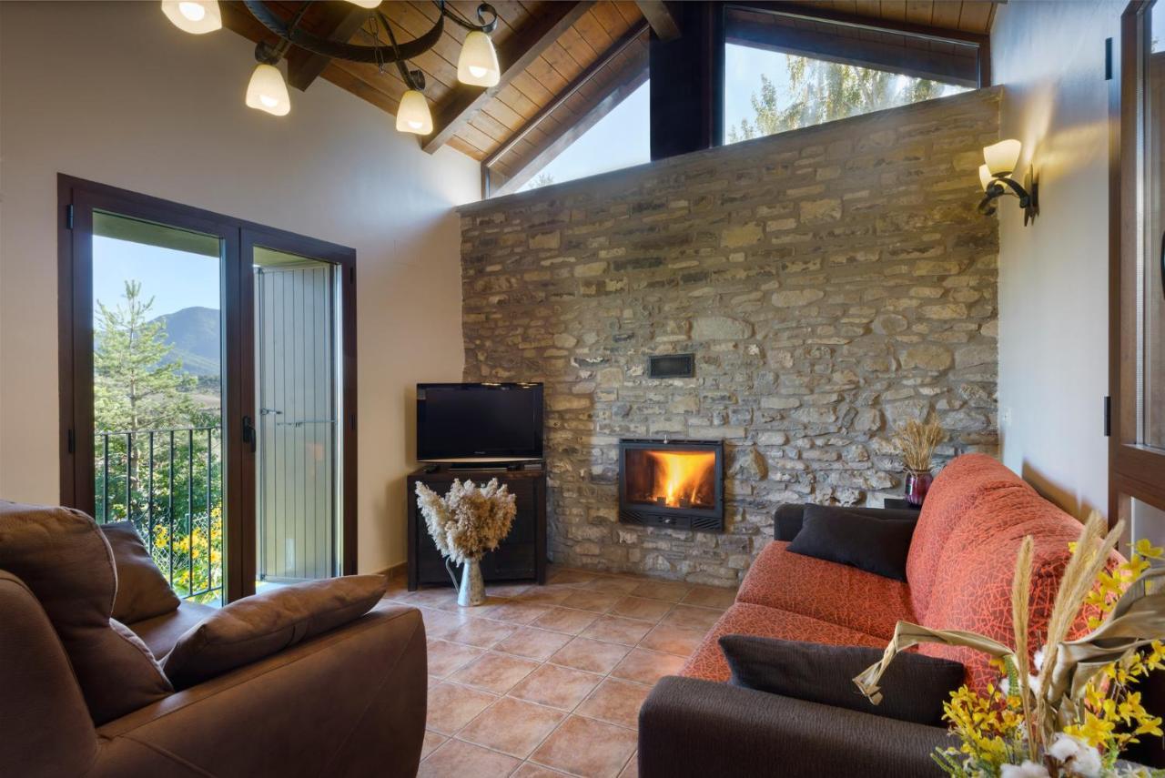 Villa O Zierzo Jaca Esterno foto