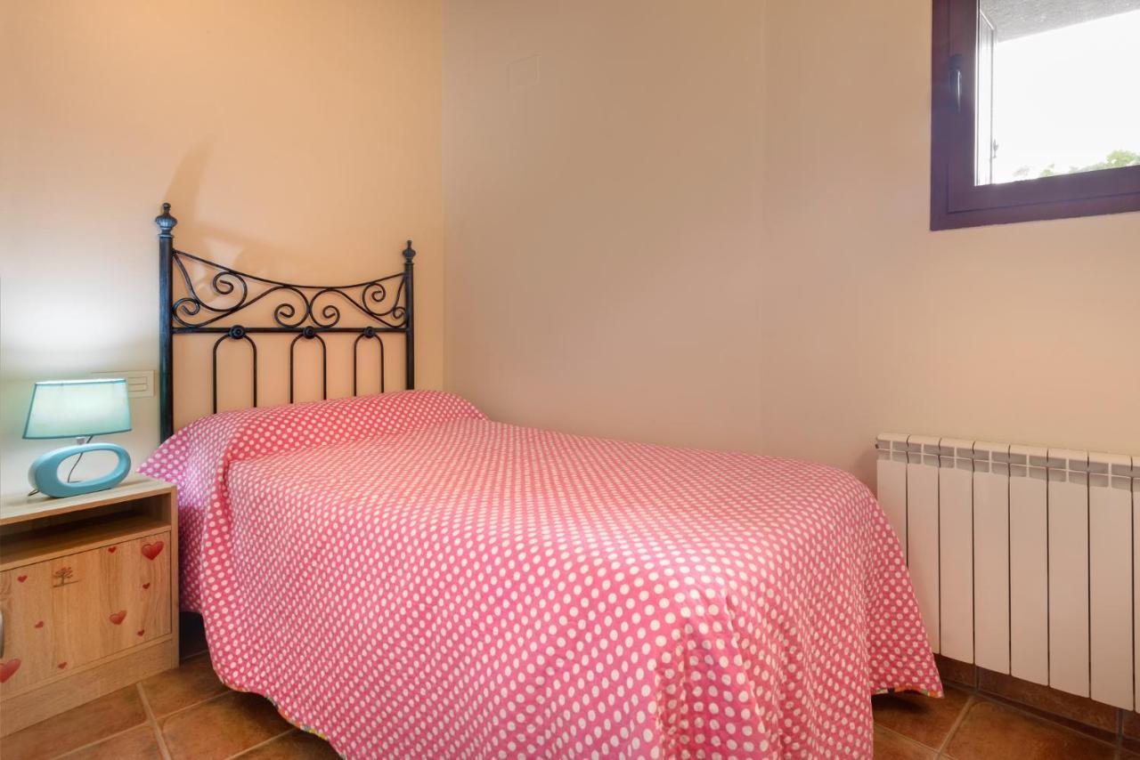 Villa O Zierzo Jaca Esterno foto